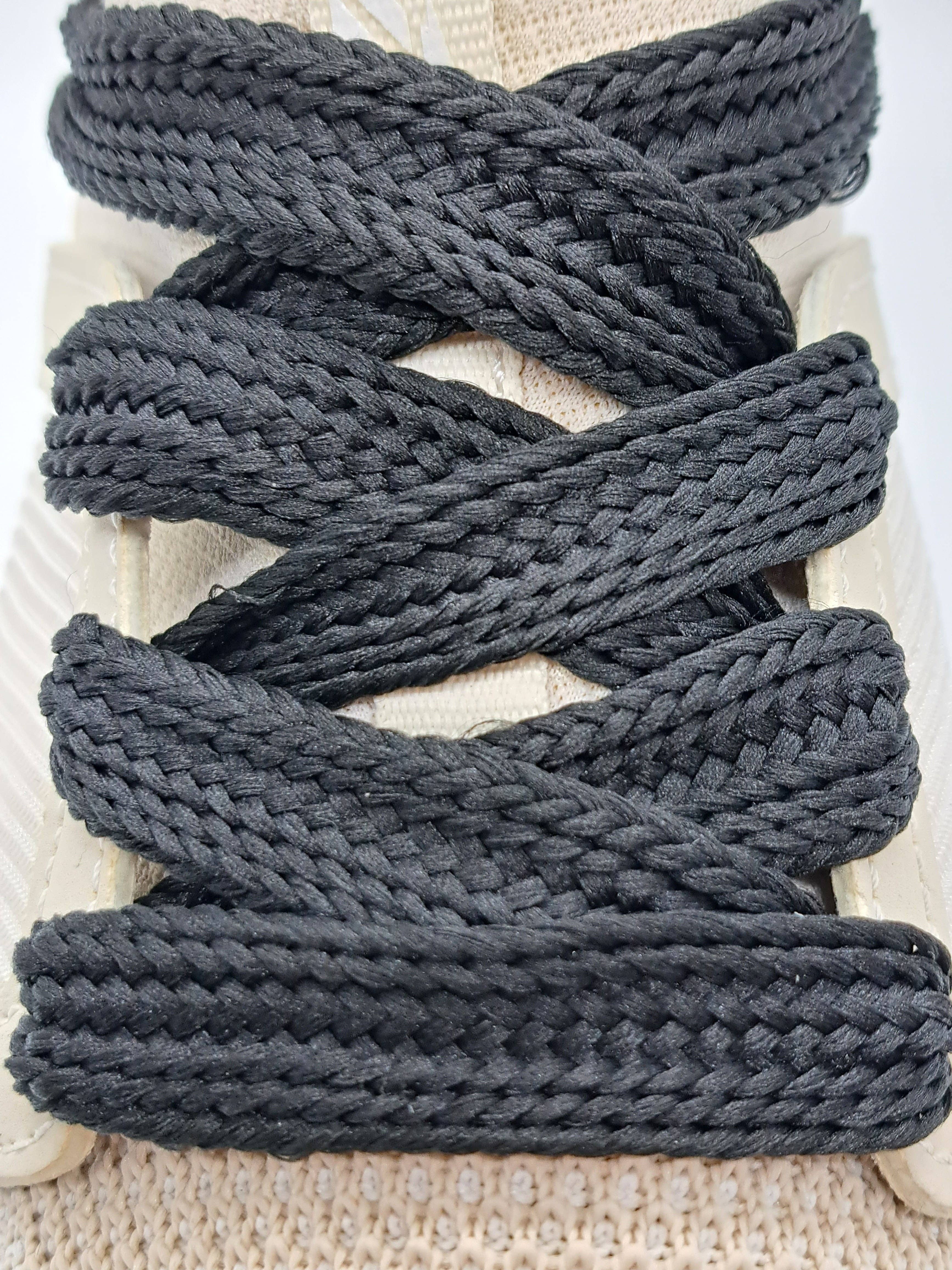 The Shoelace Factory - Wholesale Shoelaces - Unisex - Wide Solid Shoelaces - Black2