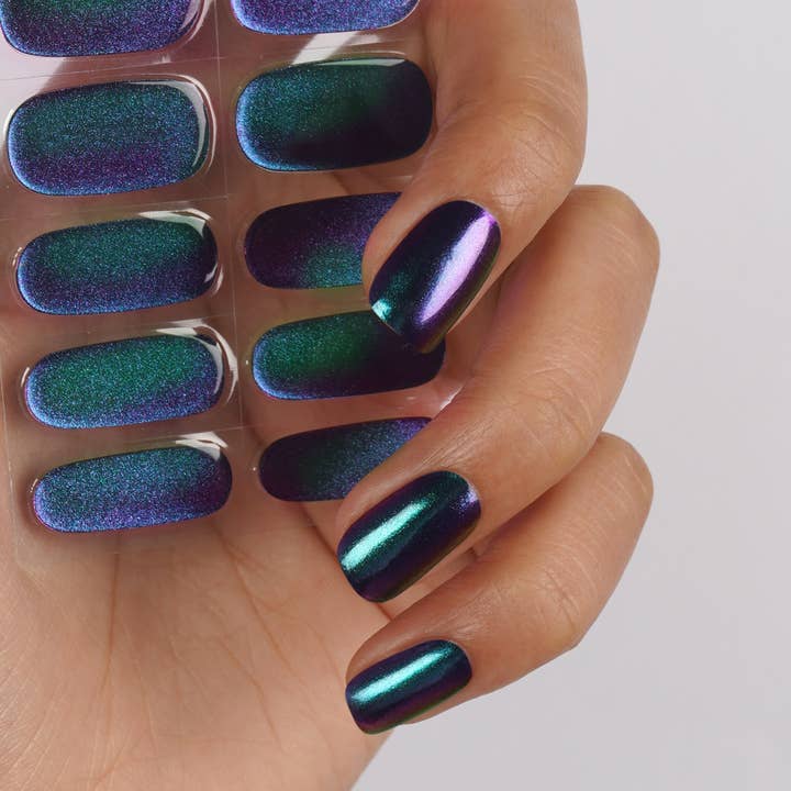 Danni & Toni - Wholesale Nail Art/Decal - Mystic Aurora Borealis Semi-Cured Gel Nail Strips | Lapis Luster - 2582