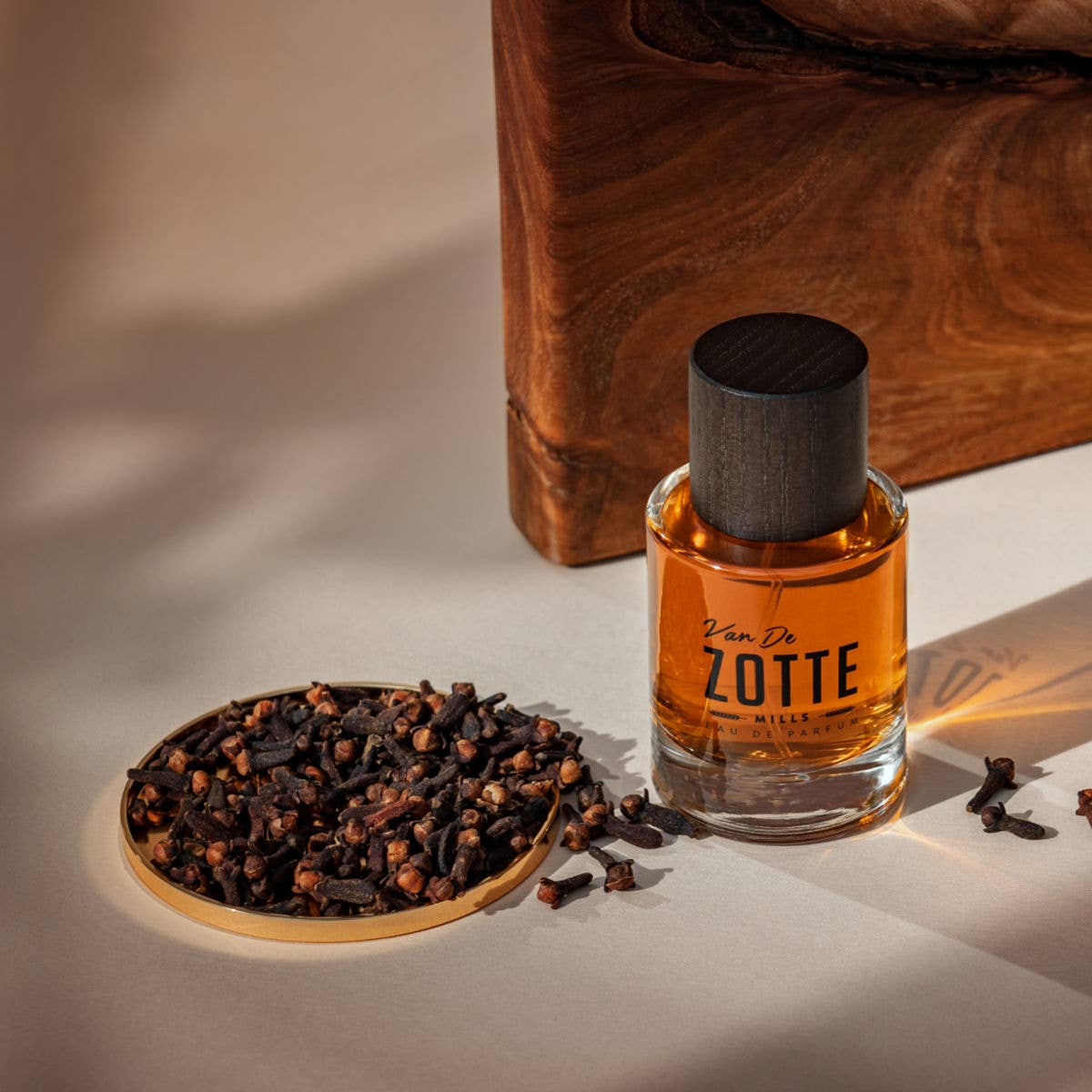 Van De Zotte - Dutch Perfumes – Engroshandel Parfume/eau de toilette – MILLS Eau de Parfum fra Van De Zotte3