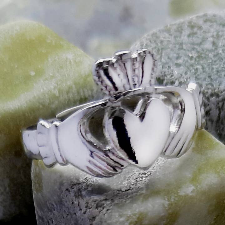 Anillo Claddagh pesado para venta al por mayor de CLANDELA