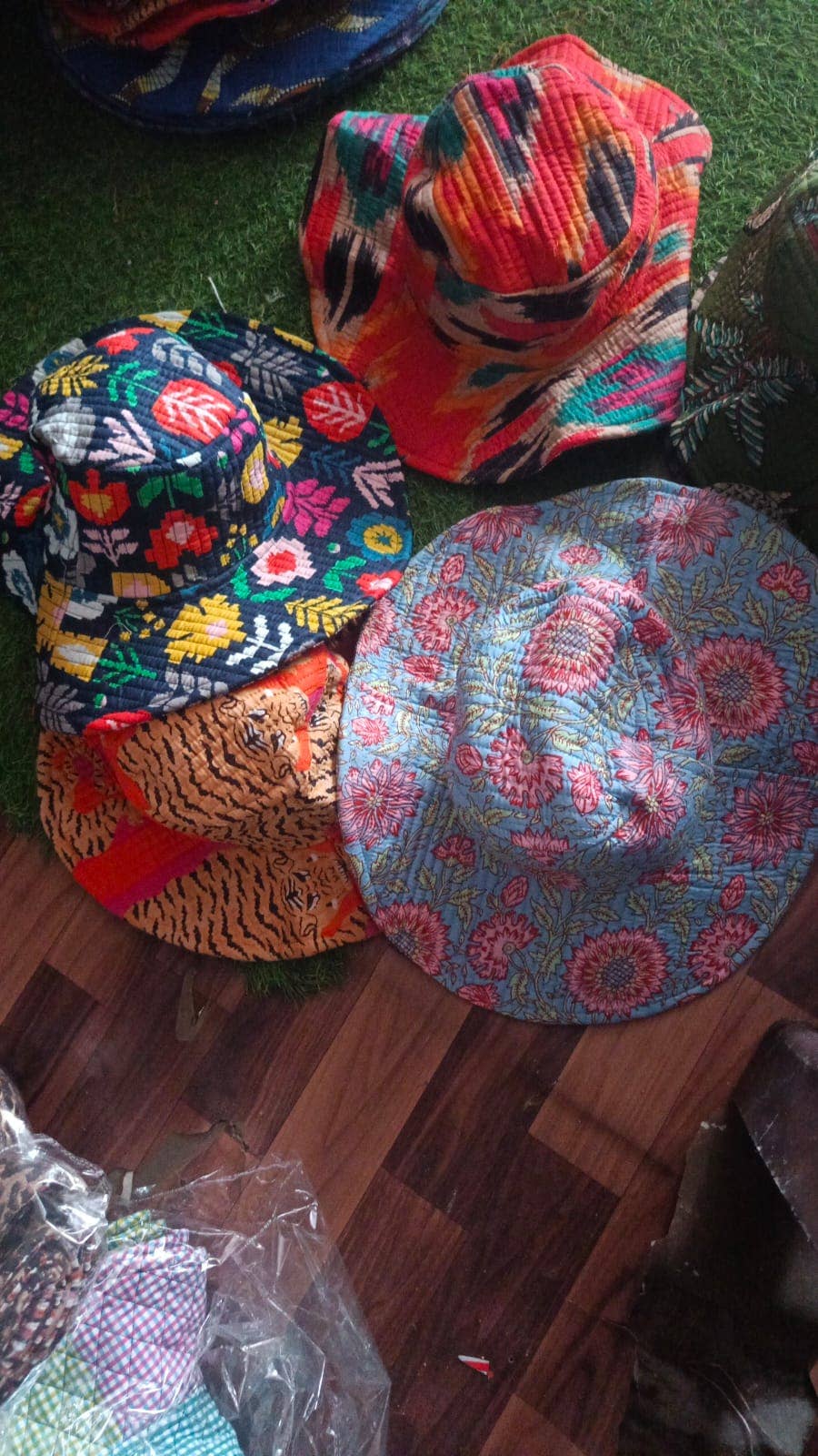 Meghcraft - Wholesale Bucket Hat - Women's - Handmade Cotton Reversible Bucket Hat - Sun Hat Unisex6