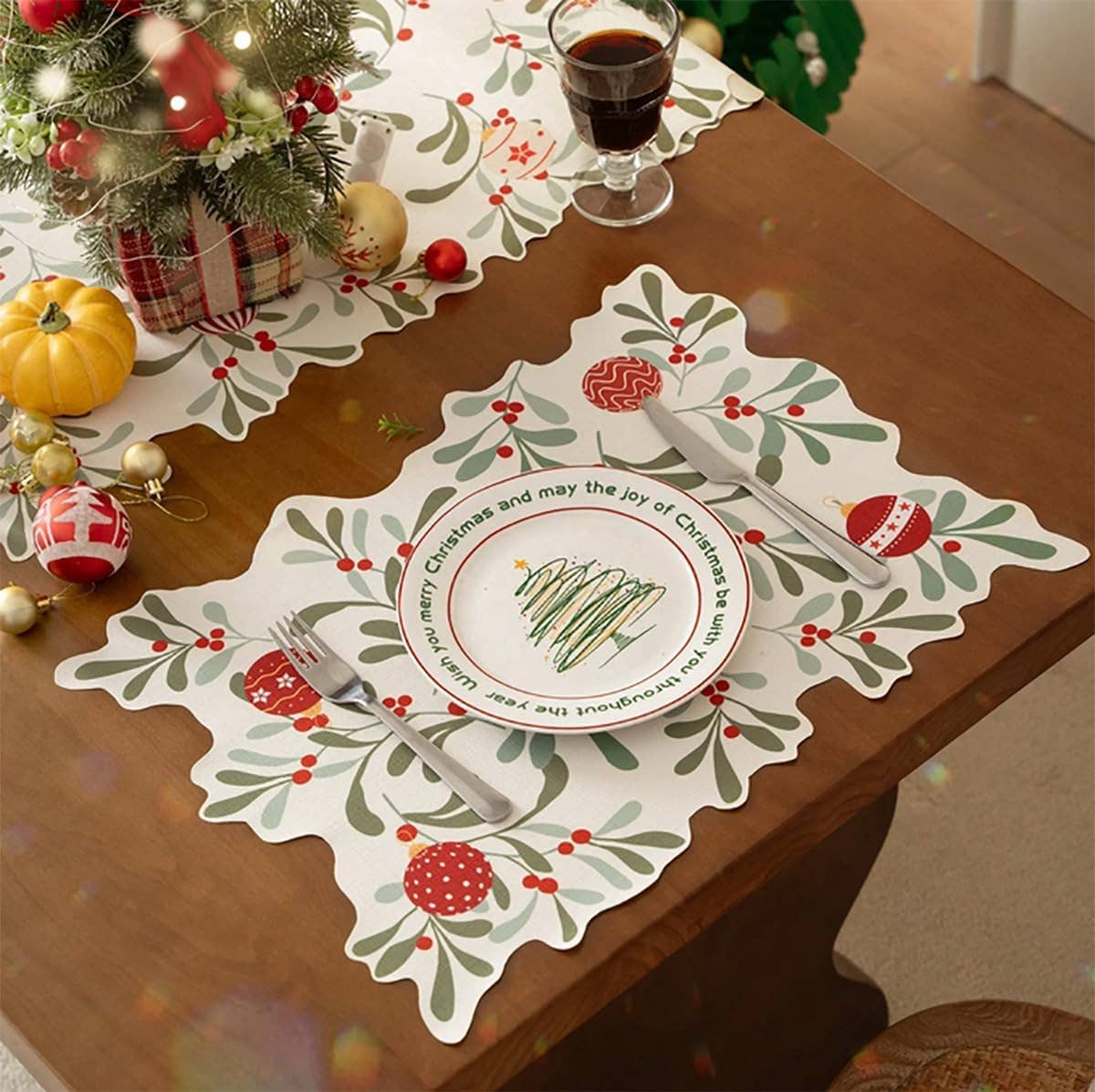 Fennco Styles - Wholesale Placemat - Christmas Design 13"X19" Placemat1