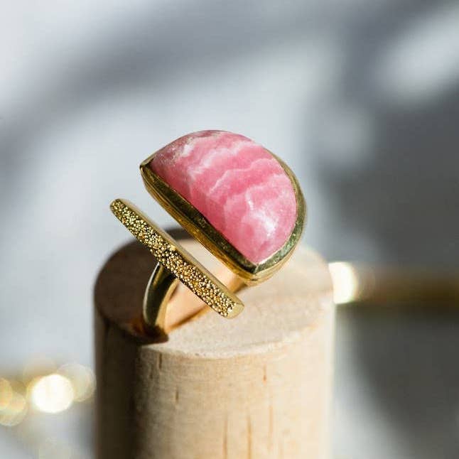 Rhodocrosite Half Moon Ring and other Purchase Wholesale creme leite. Free Returns & Net 60 Terms on Faire trending on Faire.
