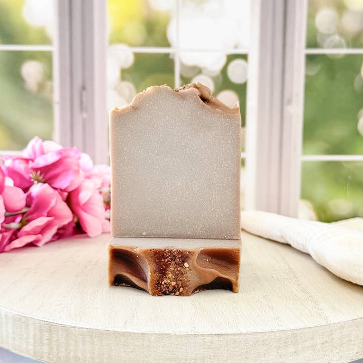 Spirit Glow Home & Body Essentials – Großhandel Feste Seife – Kokosnuss-Crush - Handgefertigte Seifenbar1