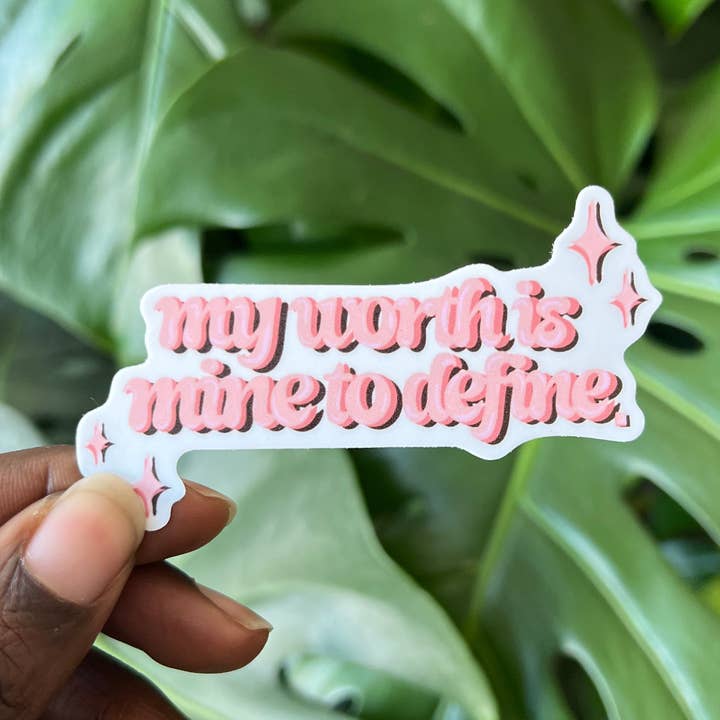 Autocollant Worth en satin - Rose pour la vente par Sierra Green Artistry 333