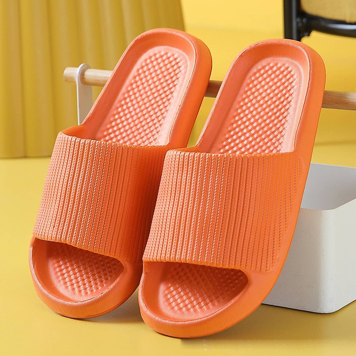 Suzie Q USA - Vente Chaussons – femme - Chaussons antidérapants pour intérieur et extérieur0