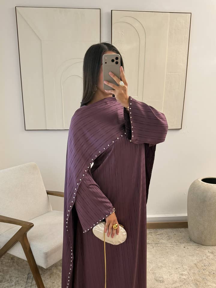 X438 Abaya cape Maëlyssia för wholesale av White Icy