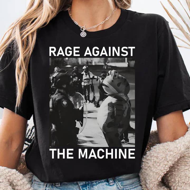 Glaime - Wholesale T-Shirt (Graphic) - Women's - Portland Frog Resist Protest Comfort Colors Sweater & Shirt3