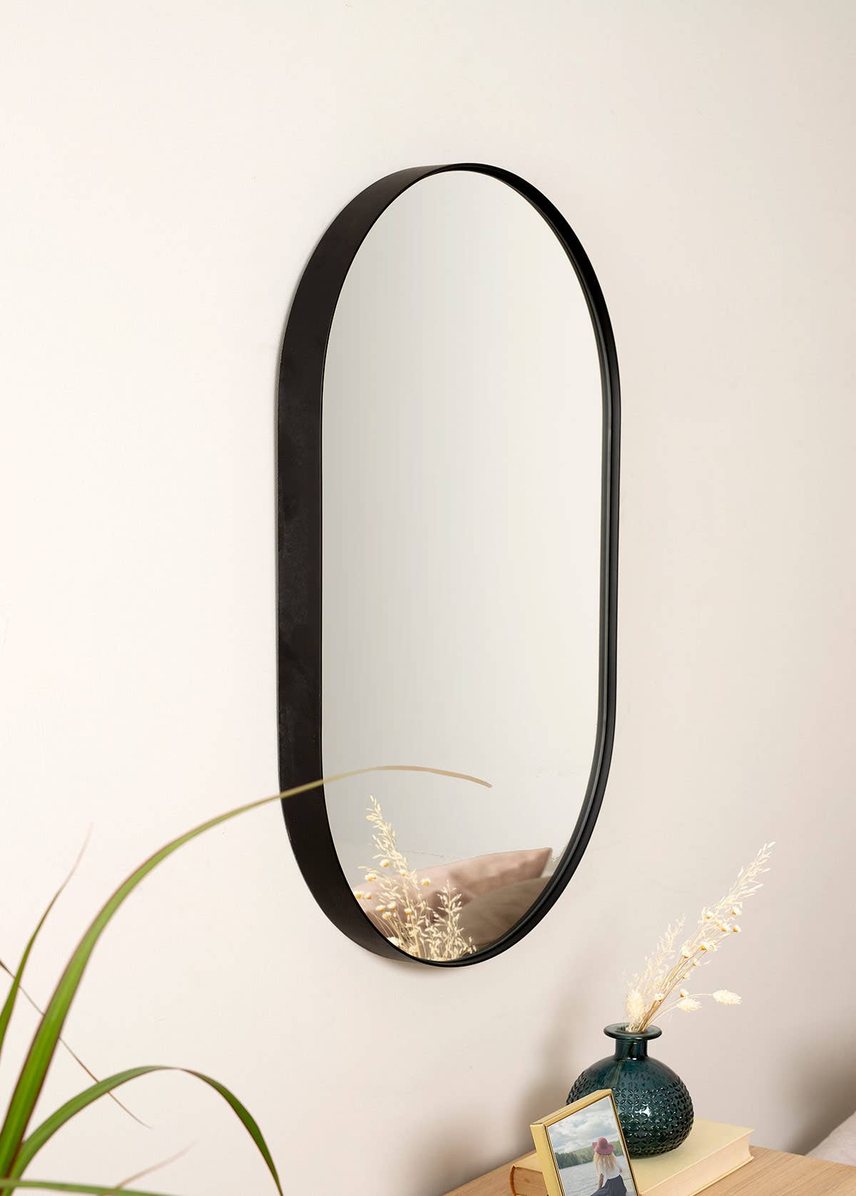 Gdeco - Wholesale Wall Mirror - Black Oval Mirror 74*44*4 Cm3