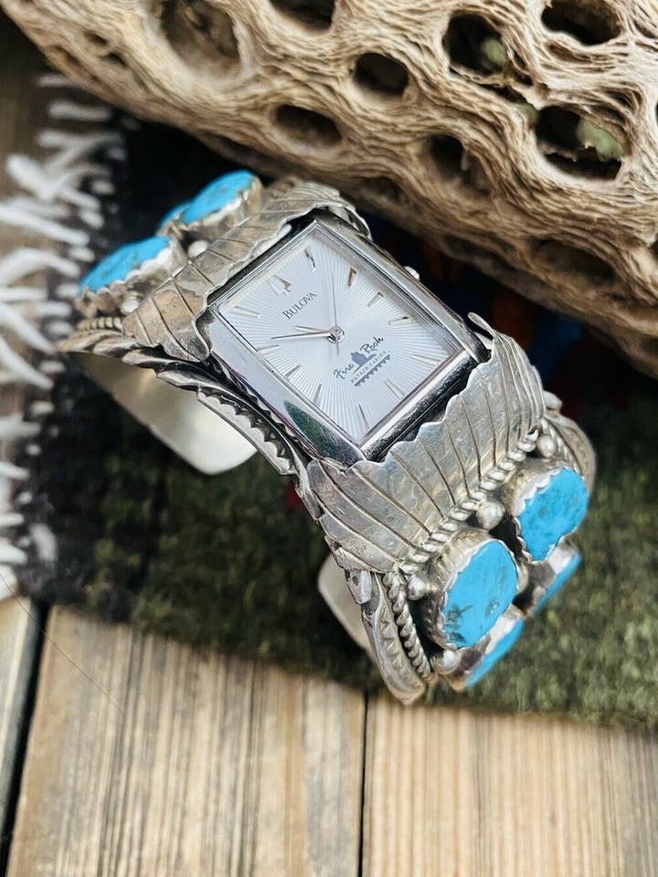 Manchette de montre vintage Old Pawn Navajo Kingman en turquoise et argent sterling pour la vente par Nizhonitradersllc