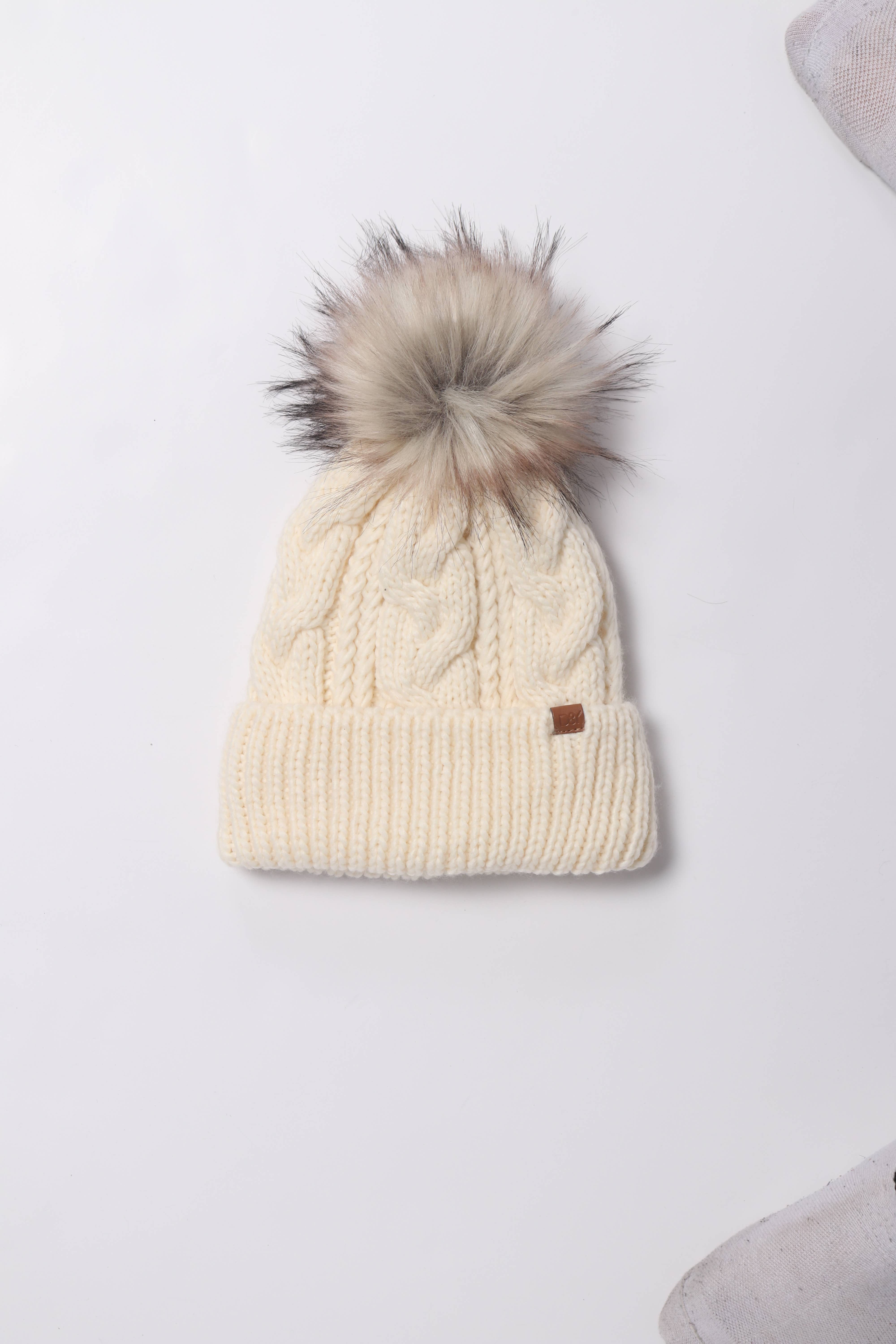 David And Young - Wholesale Beanie - Women's - Cable Knit Beanie with Faux Fur Pom Lining10