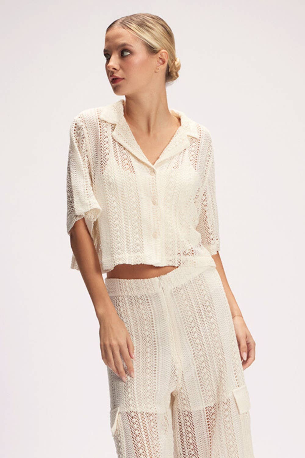 CRÈME Haut court en crochet chic et tendance pour l'été - TI6274FO en vente sur Faire8