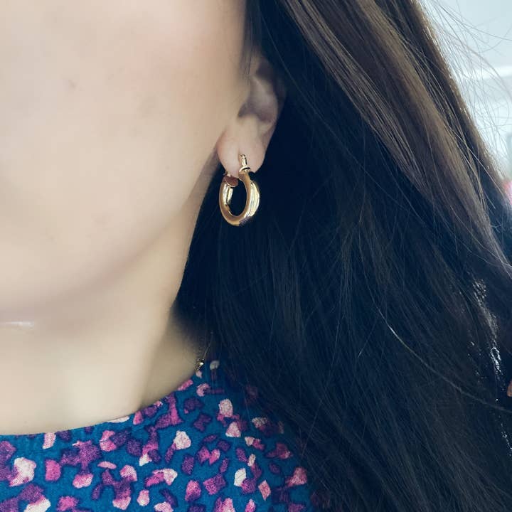 Amady Jewelry - Venta al por mayor Pendientes de aro - Pendientes de Aro de 4mm de Grosor 18k RELLENO DE ORO 25mm Ligeros8