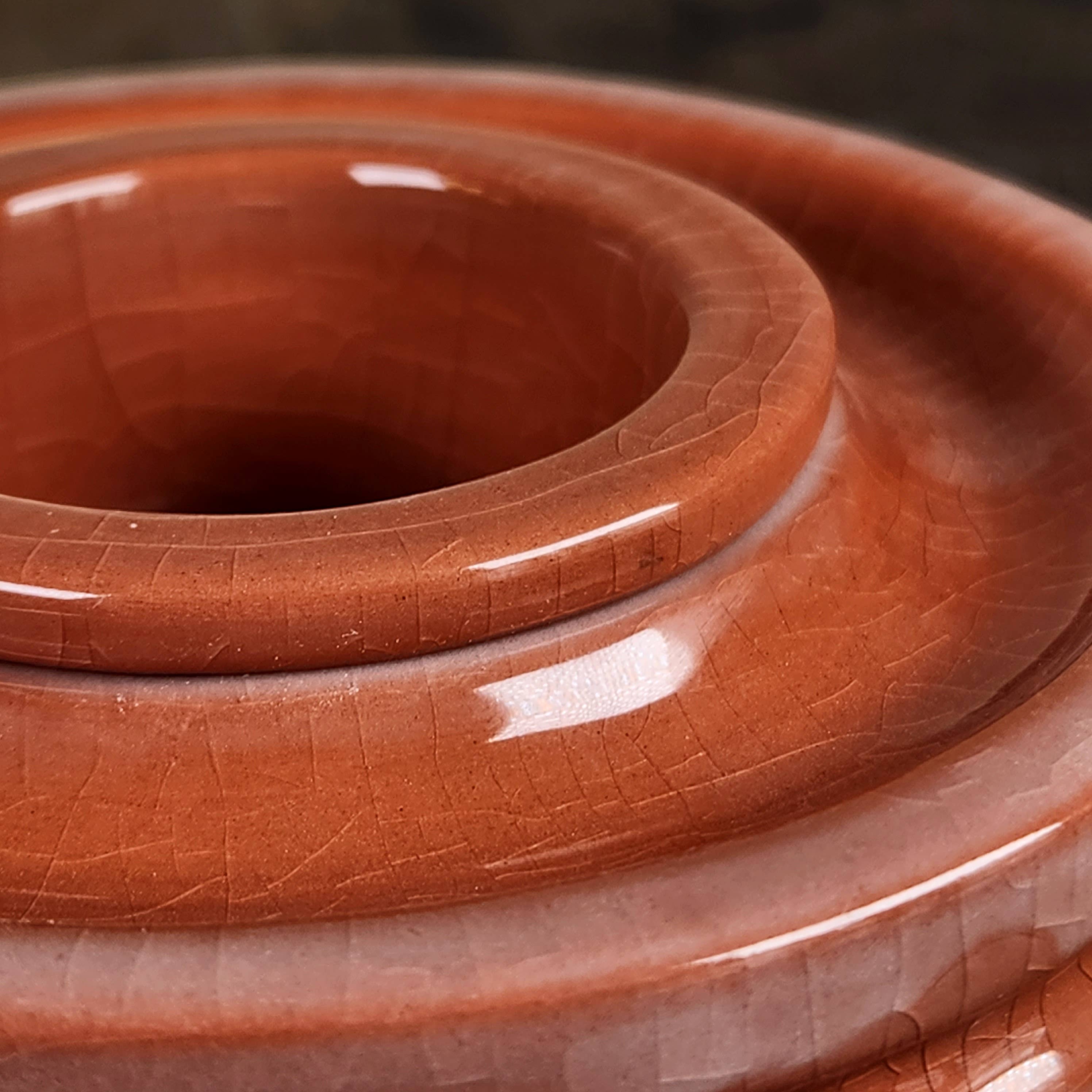 Siesta Studio – wholesale Fire pit – Ceramic Tabletop Fireplace (Red)7