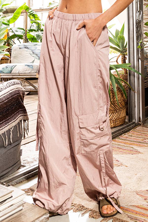 BUCKETLIST INC - Wholesale Pants - Women's - IP5295 Solid Jogger Cargo Pants0