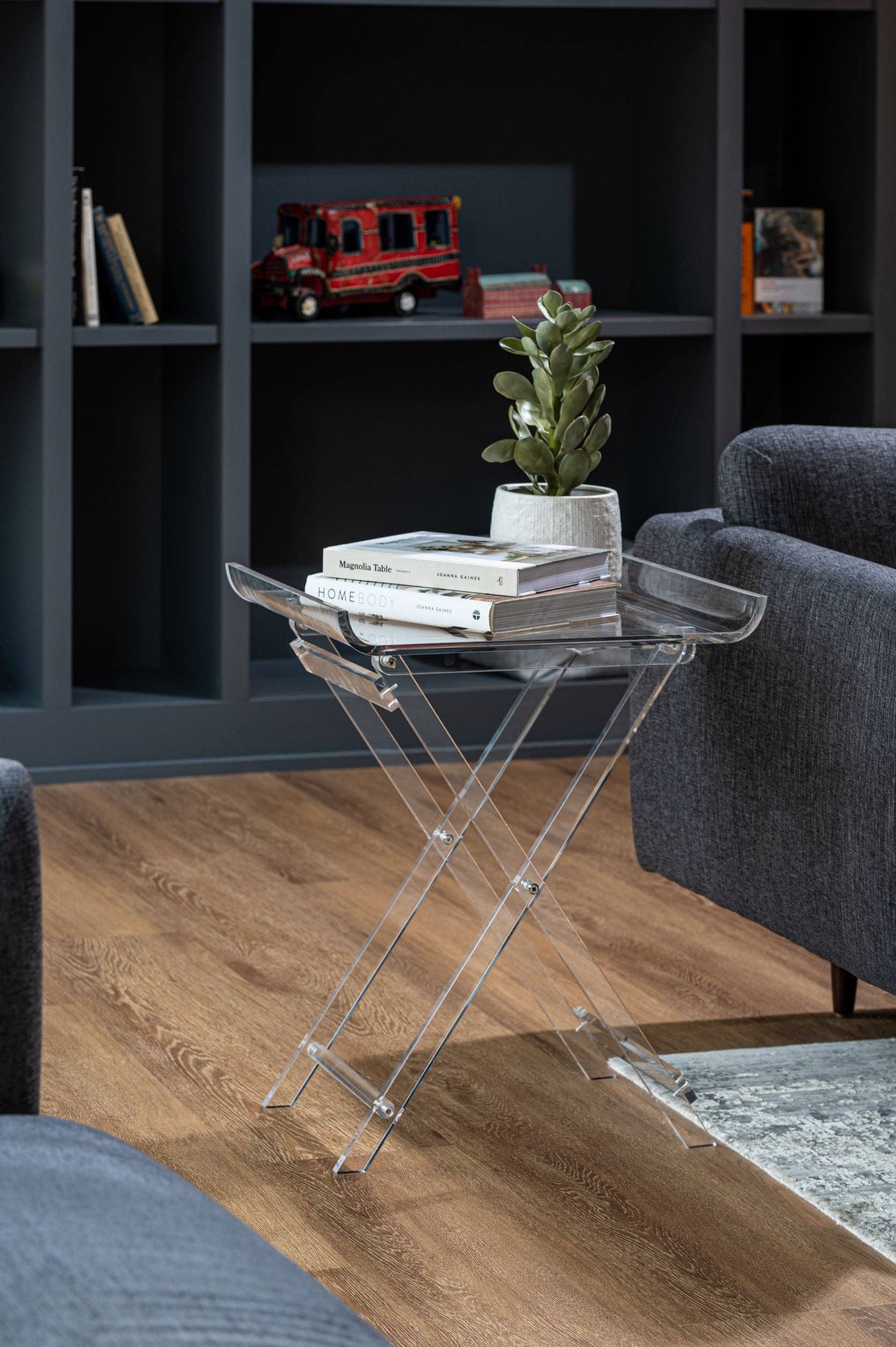 DesignStyles Home - Wholesale Side Table - Classic Stylish Acrylic Foldable Tray Side Table1