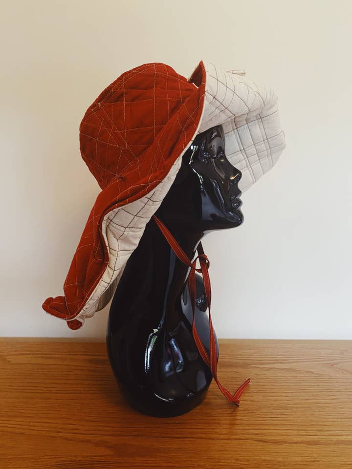 Wire quilted floppy hat for wholesale by ISO Studio