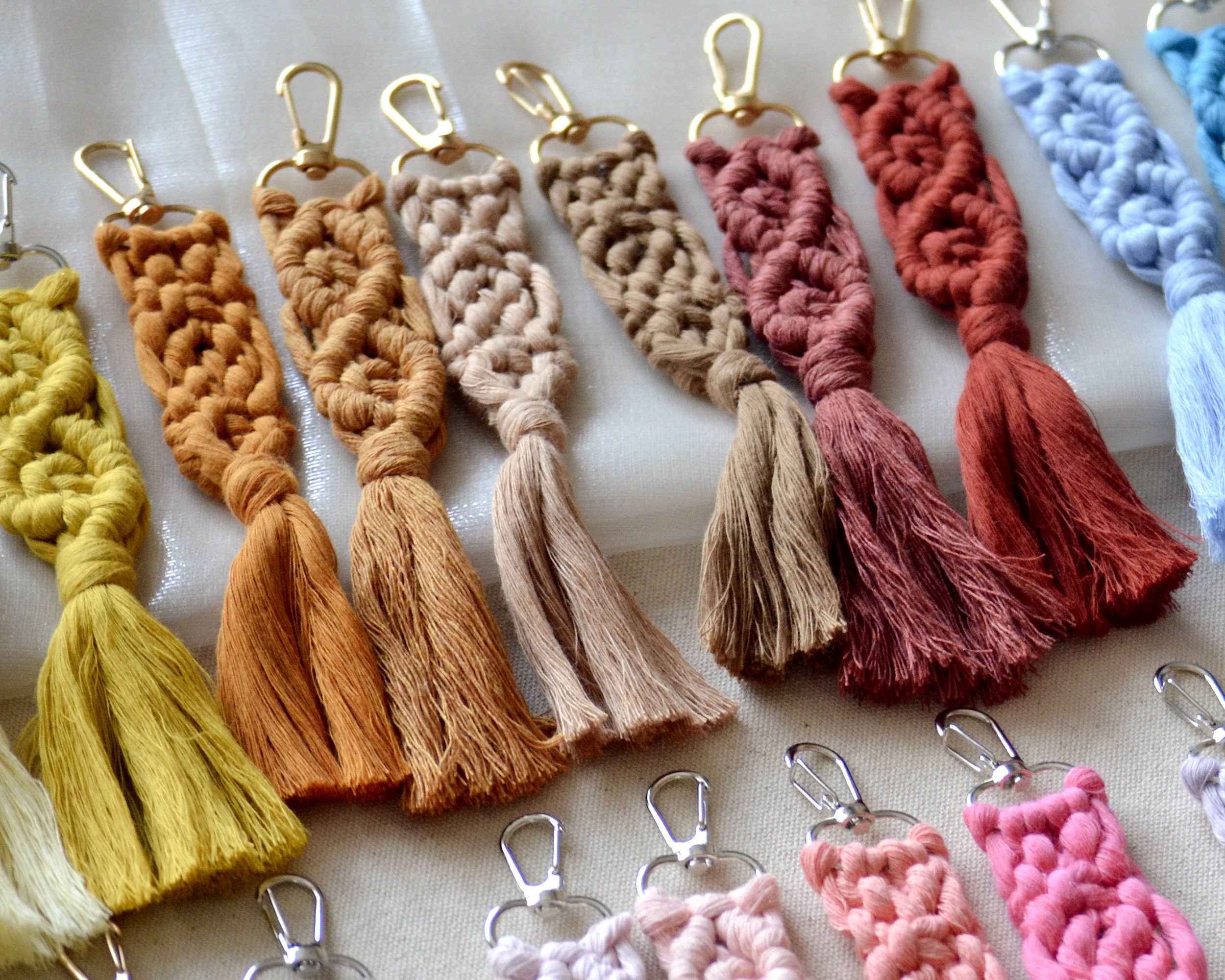Uniq Favors - Wholesale Party Favor - Handmade Macrame Keychains for Party and Wedding Favors0