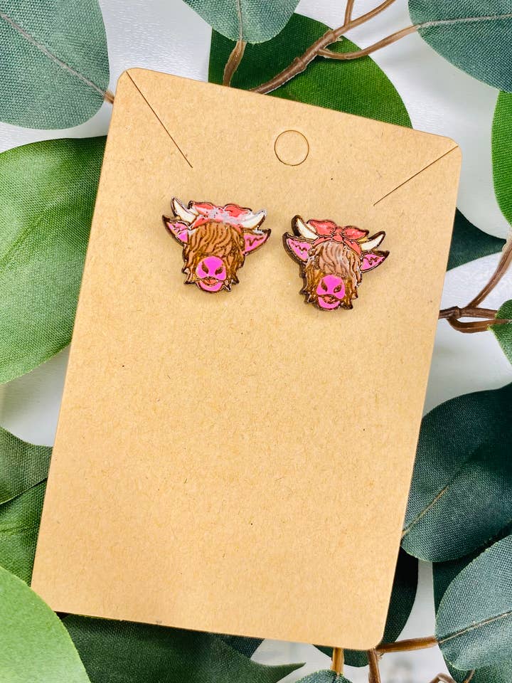 Borchie Highland Cow per la vendita all'ingrosso da parte di The Rustic Rose, LLC