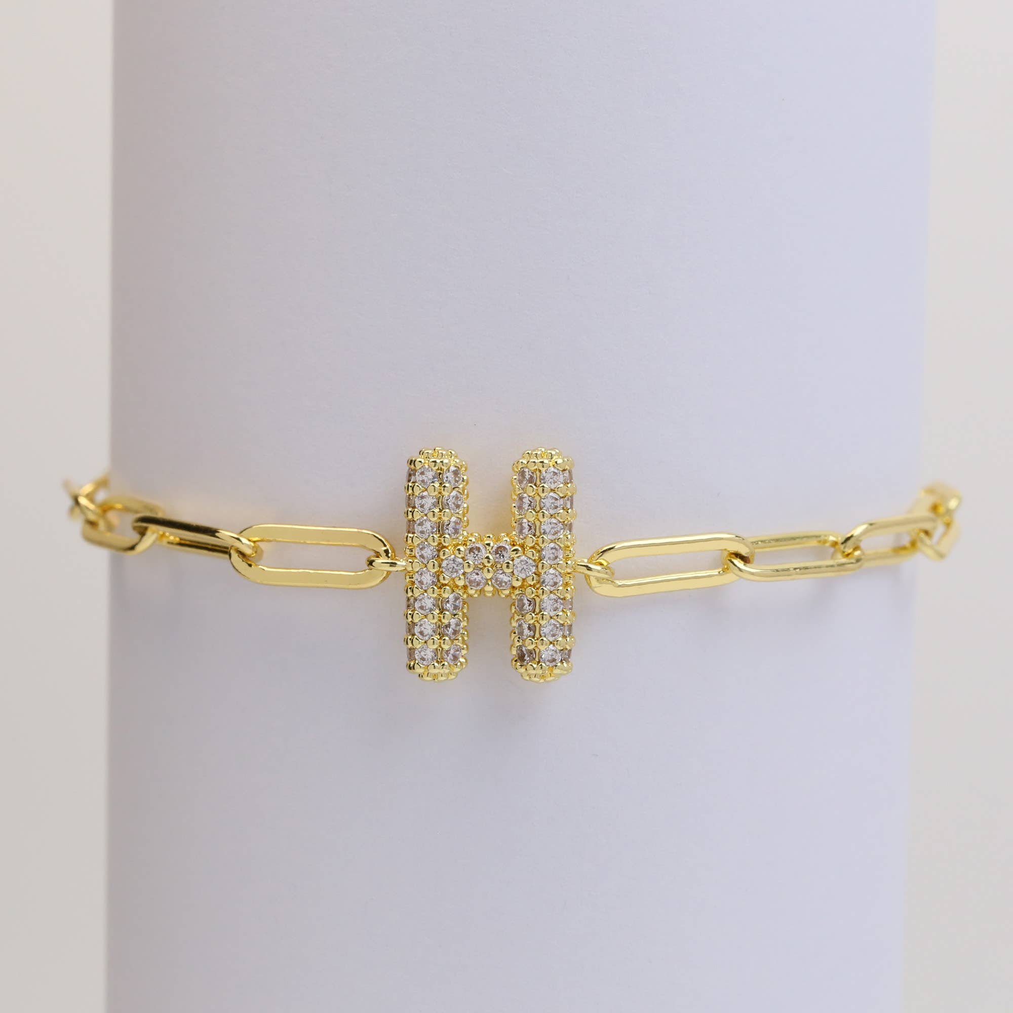 Savvy Bling - Vente Bracelets à breloques/pendentifs - Bracelet à bulles initiales en CZ7