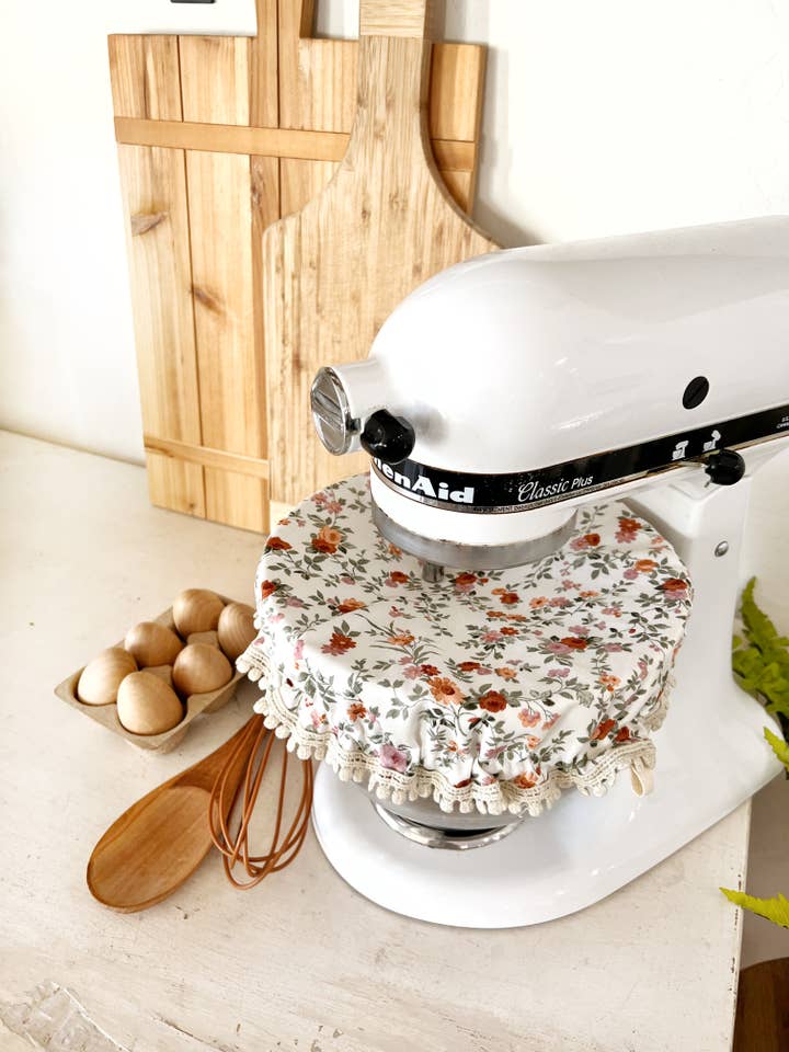 Housse de Mixeur Floral Emily pour la vente par Lavishly Vintage