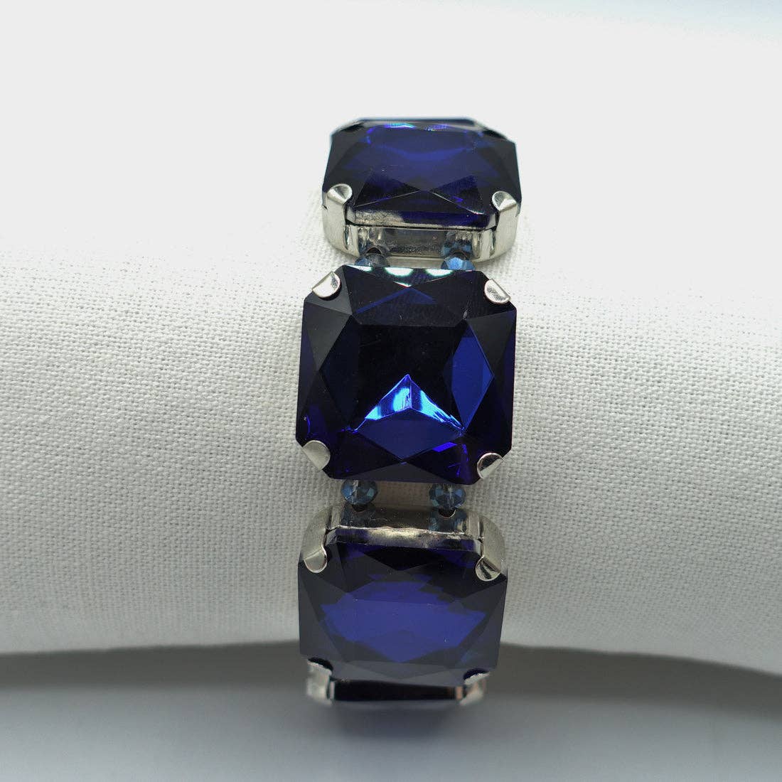 Argento + Krystal LUCE SÆT - HALSKÆDE OG ARMBÅND med facetslebne sten for engroshandel på Faire3