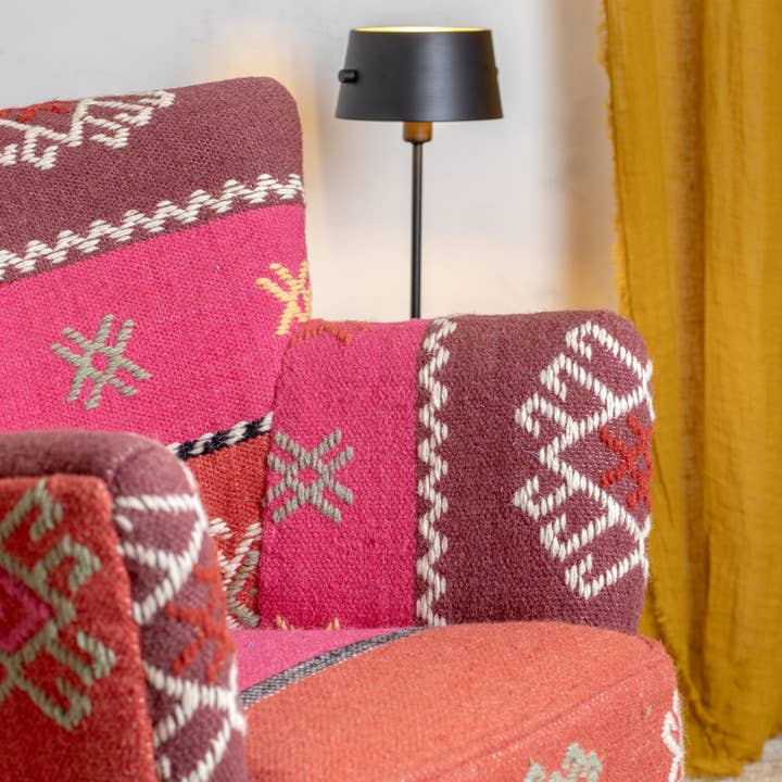 Now's Home – wholesale Stol – MÅNGFÄRGAD HANDBRODERAD KELIM FÅTÖLJ 68X70X77.5 CHAQUIRA