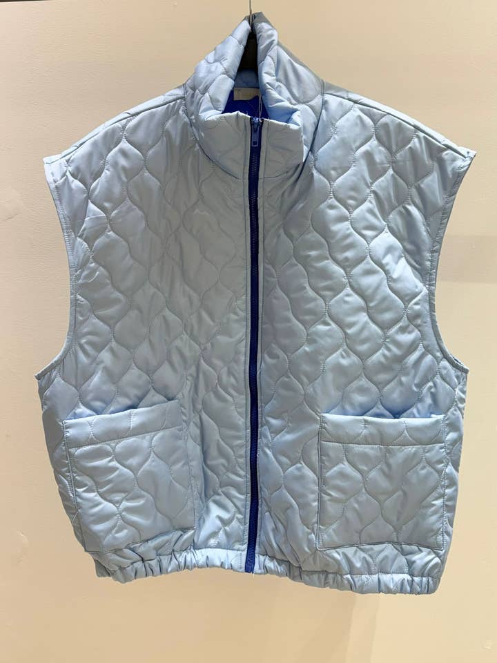 Ærmeløs quiltet vest D1630 for engroshandel hos NOELINE