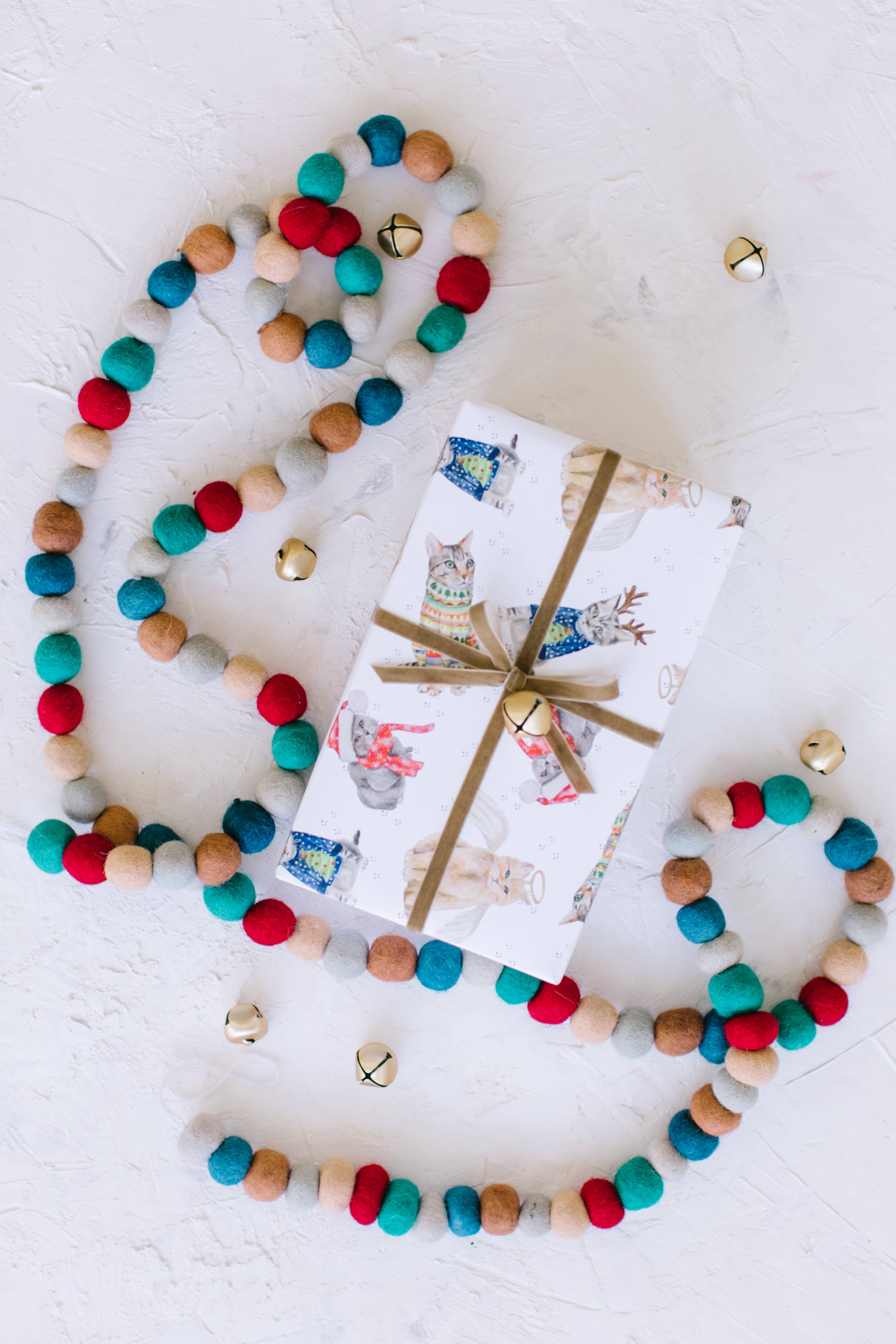 Lana's Shop - Wholesale Flat Wrap - Christmas Cats Gift Wrap Single Sheet2