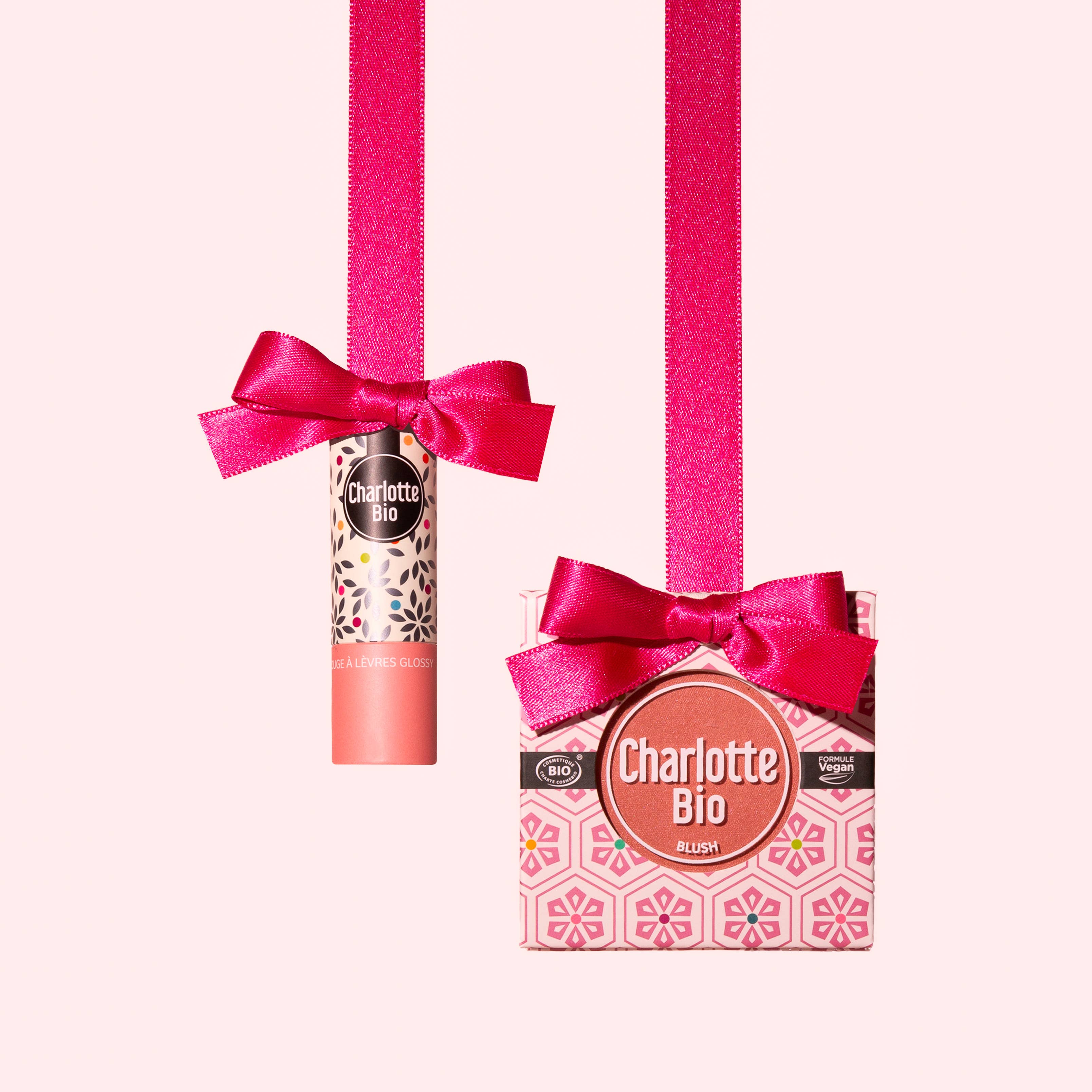 CHARLOTTE BIO – Engroshandel Kosmetiktaske – Solidarisk Gaveæske Lyserød Oktober2
