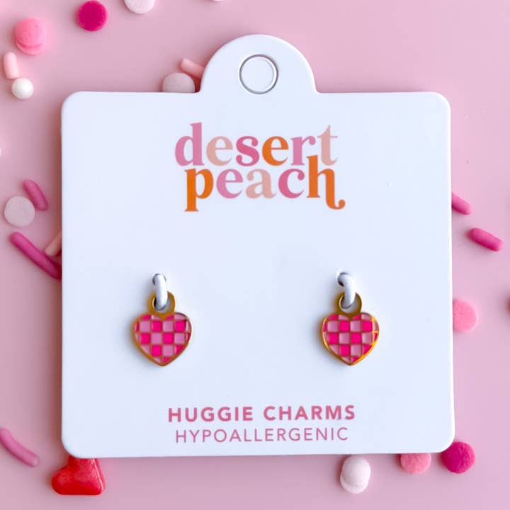 Rosa karierte Herz-Huggie-Anhänger für den Großhandel von Desert Peach