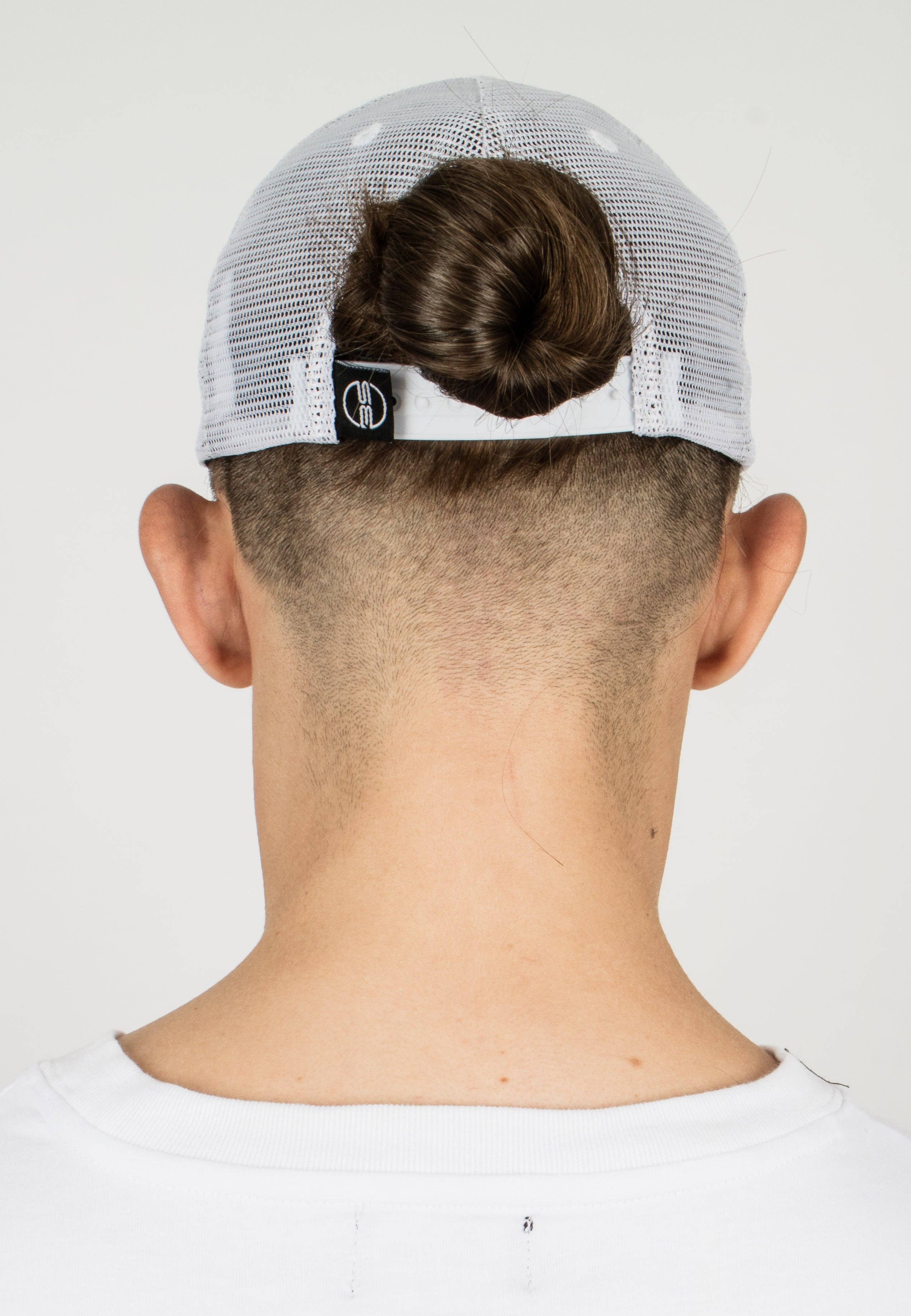 Blackskies - Wholesale Trucker Hat - Unisex - Renn-Baseballkappe Weiß2