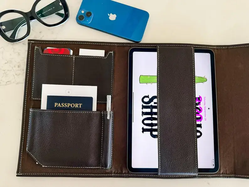 Boho Ranch Shop - Vente Étui pour ordinateur portable/tablette – femme - Housse d'ordinateur portable BOHO LUXE en cuir de vachette poilue (Copie)4