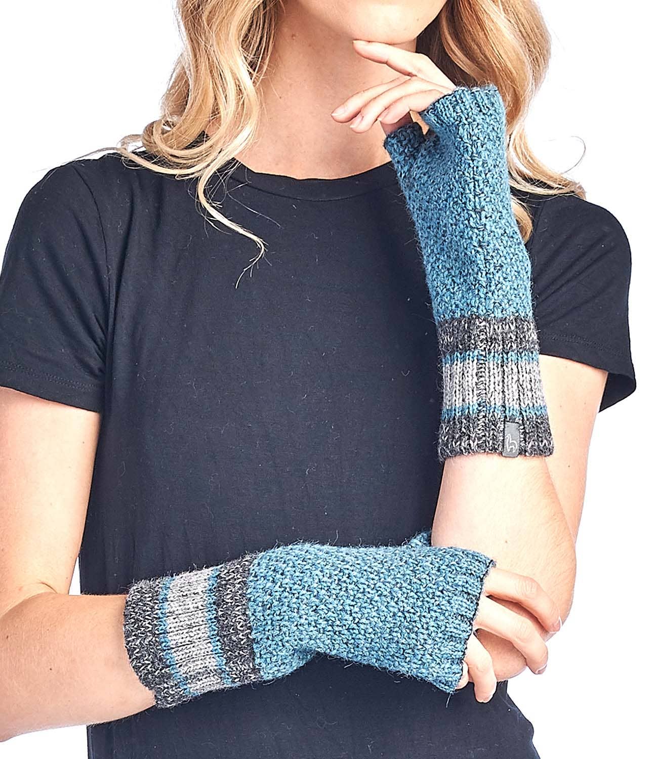 Shupaca Alpaca – wholesale Gloves – Women's – Alpaca Gloves - Carrera - Teal3
