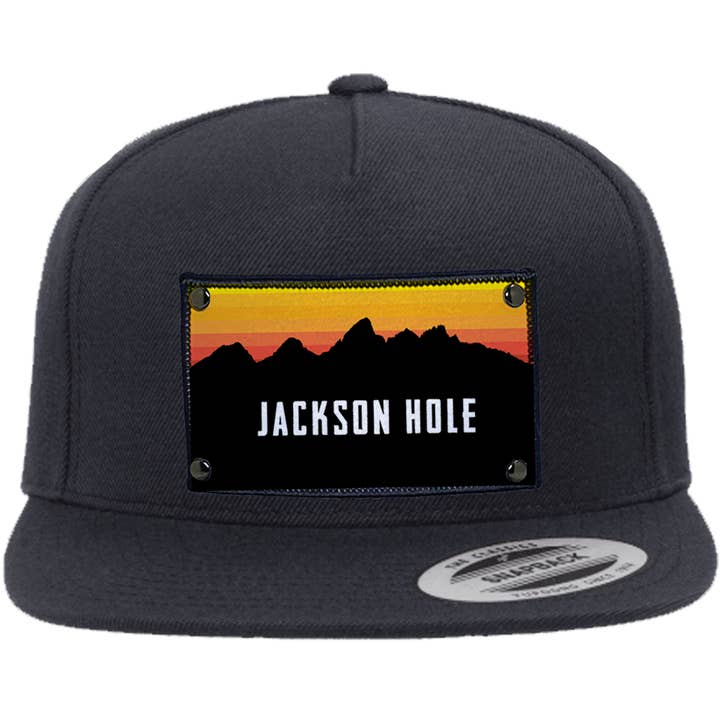 Coucher de soleil à Jackson Hole sur un chapeau gris foncé YP5089 pour la vente par Stryder Gear