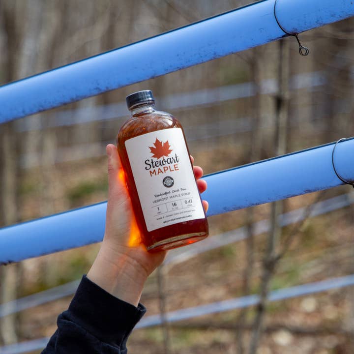 Stewart Maple - Wholesale Maple syrup - 16oz (Pint) Glass Bottle4