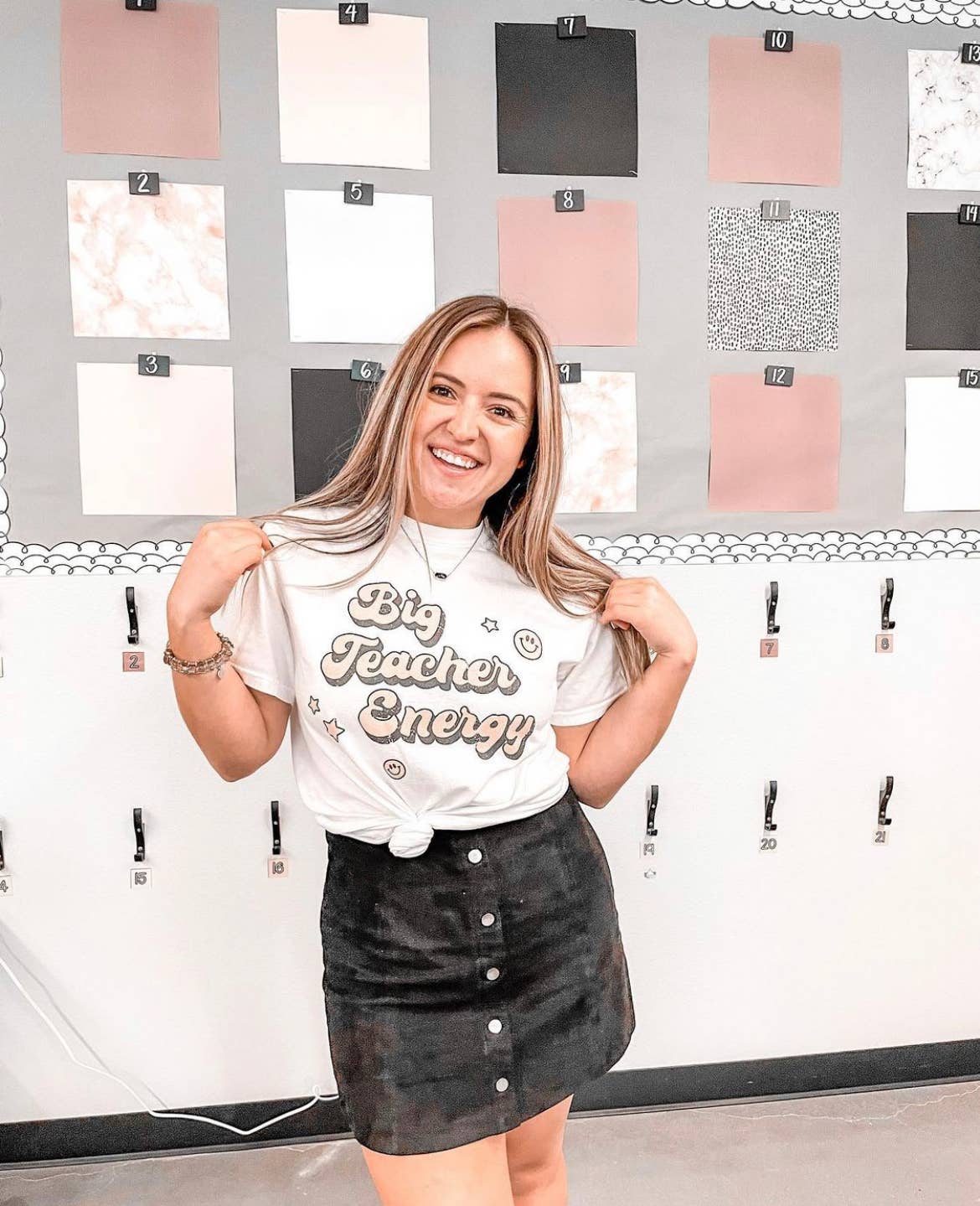 Girl Tribe Co – wholesale Screen printed t-shirt – Women′s – Big Teacher Energy Tee4