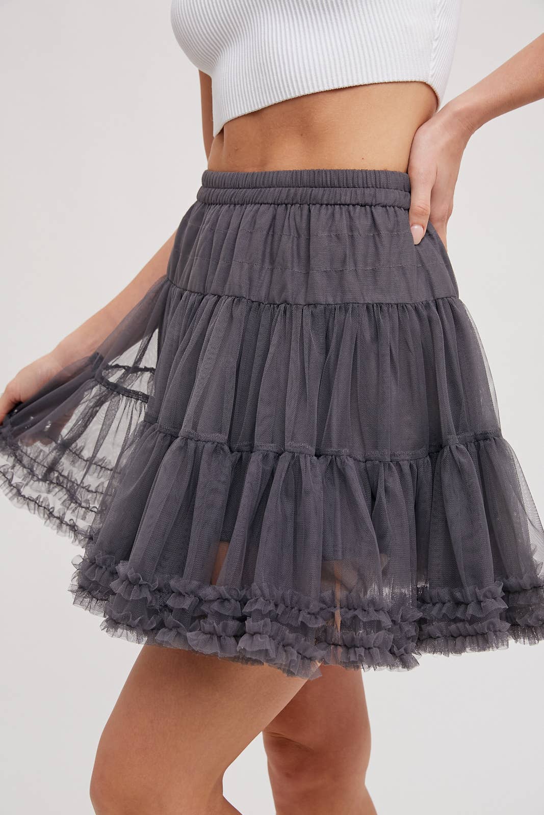 Bluivy – wholesale Skirt – Women’s – RUFFLE-TIERED TULLE TUTU MINI SKIRT5