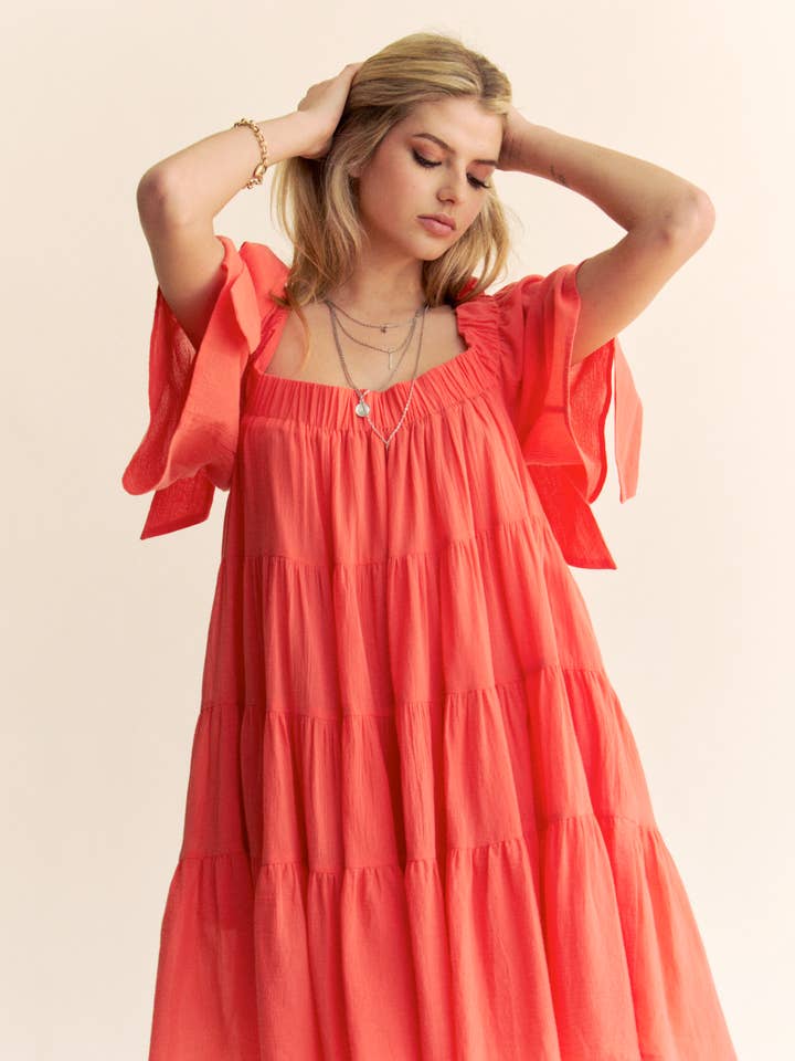 MINI-ROBE À COL BARDOT À ÉPAULES DÉNUDÉES EN TISSU FROISSÉ pour la vente par Davi & Dani