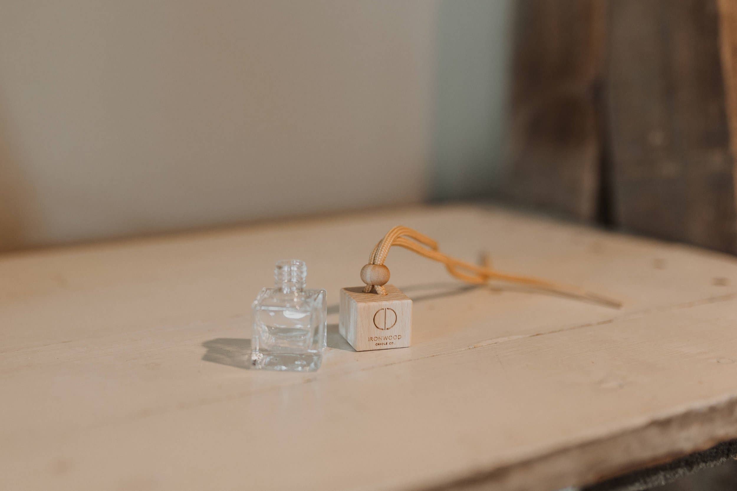 Ironwood Candle Co. - Wholesale Car Freshener - Unisex - CAR DIFFUSER + REFILL21