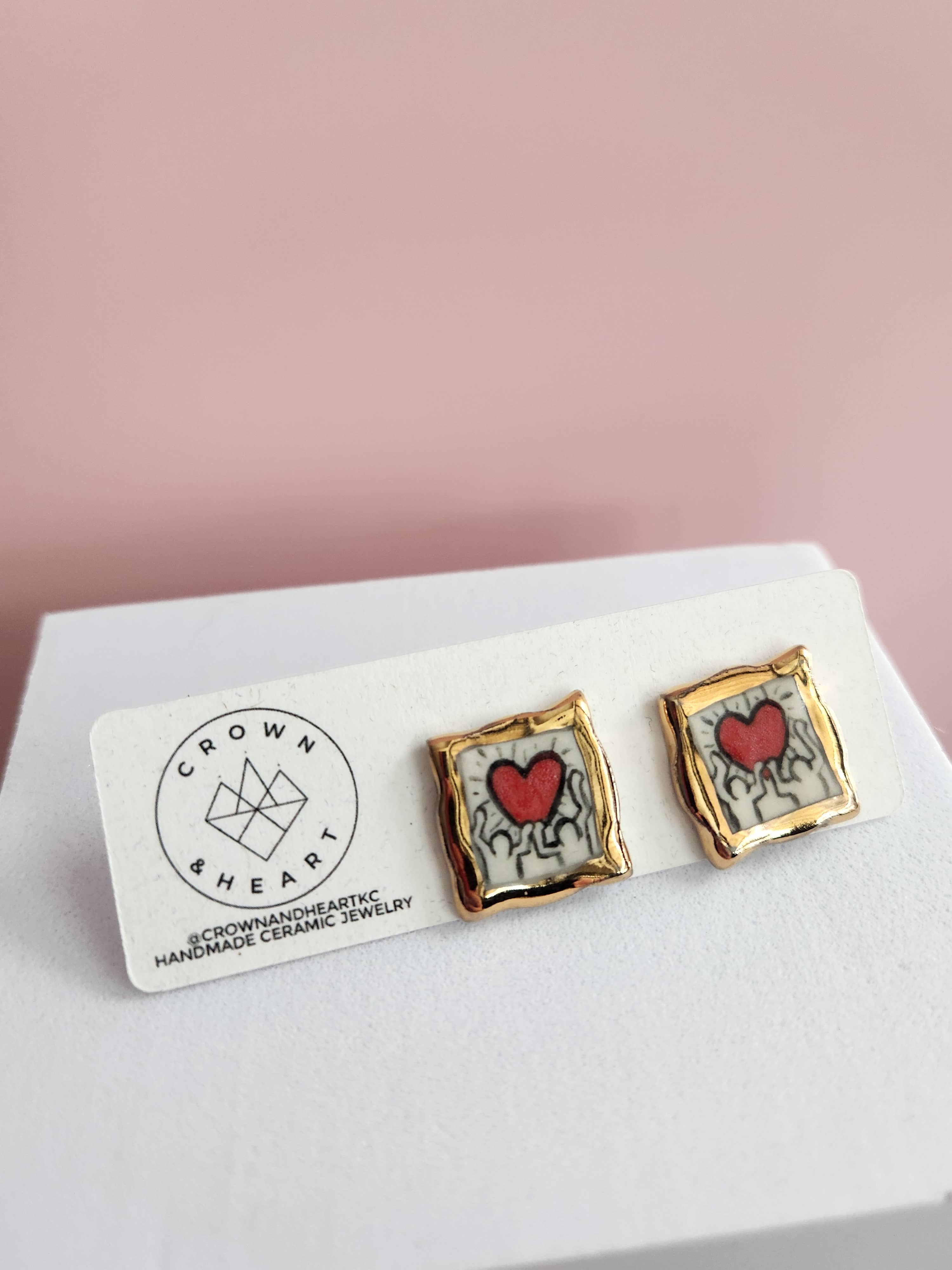 Crown & Heart – wholesale Stud/post earrings – Mini masterpiece studs6