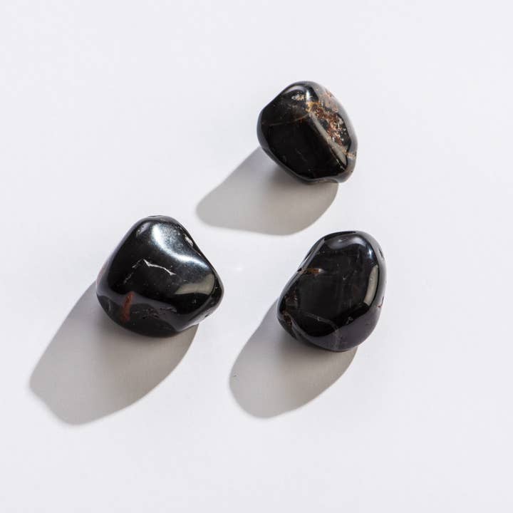 Tumbled Black Onyx Crystals - 36 pcs, 1”- 2” for wholesale by GeoCentral