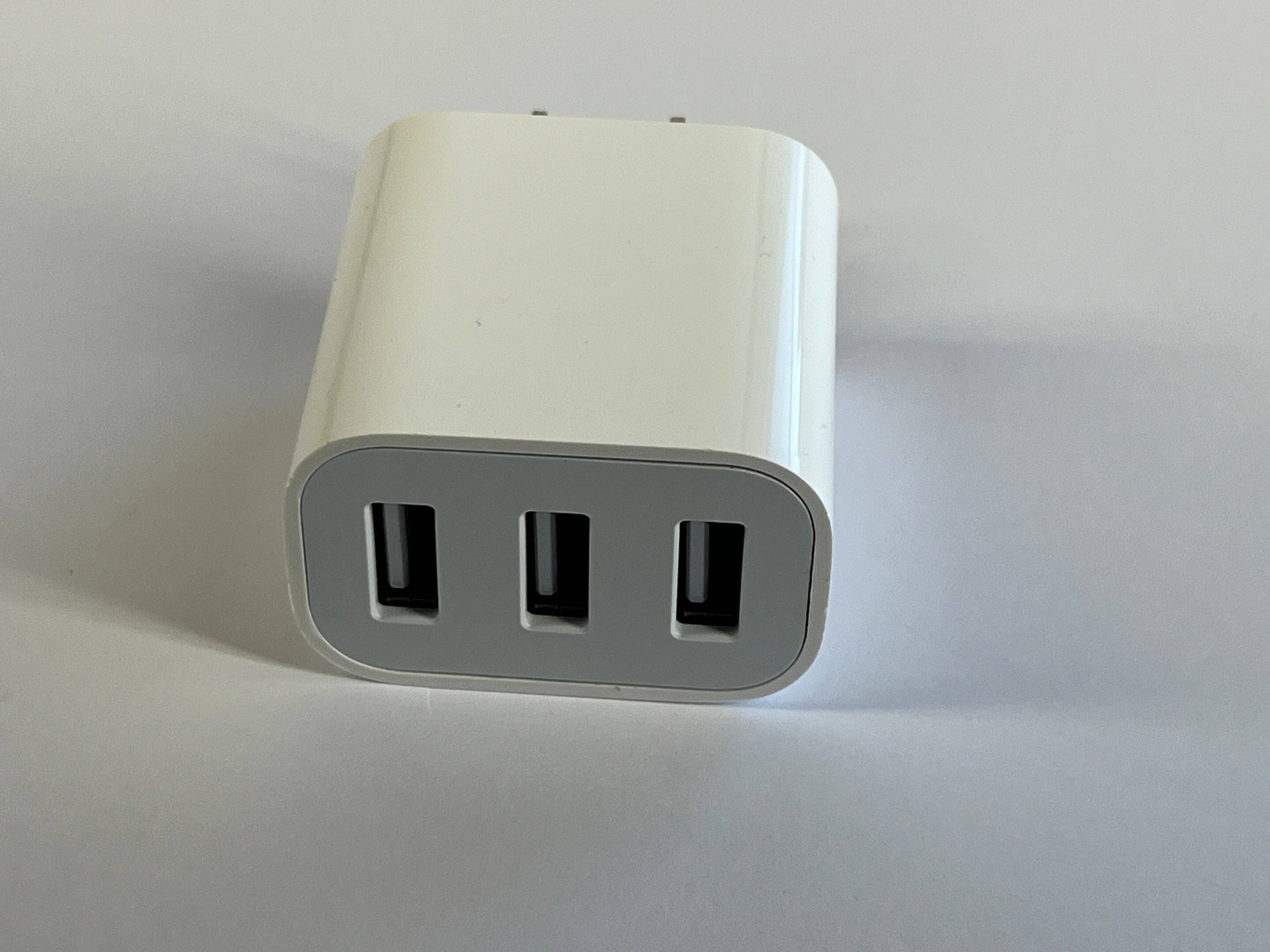 Artschatz LLC - Wholesale Power Adapter - USB AC Adapter - 3 Ports1