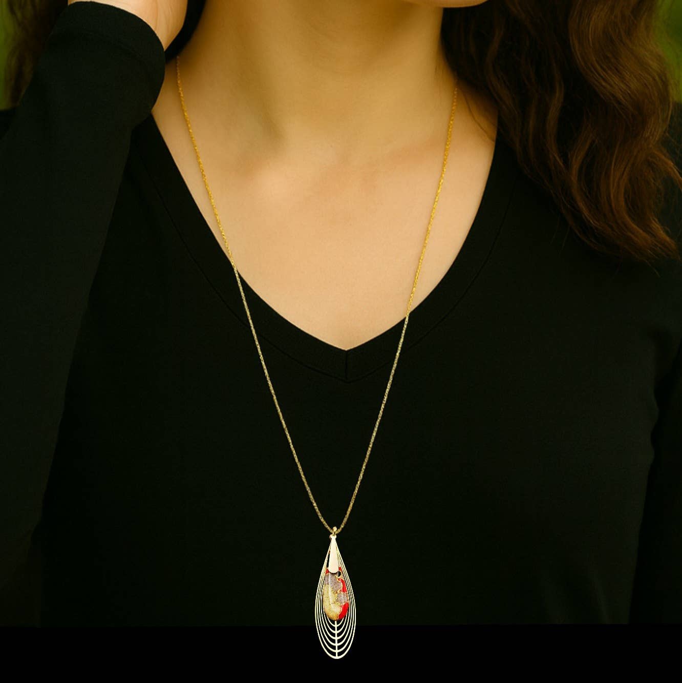 Elmer – Großhandel Ohrhänger – Hängende Ohrringe RAN, 4 Farben4