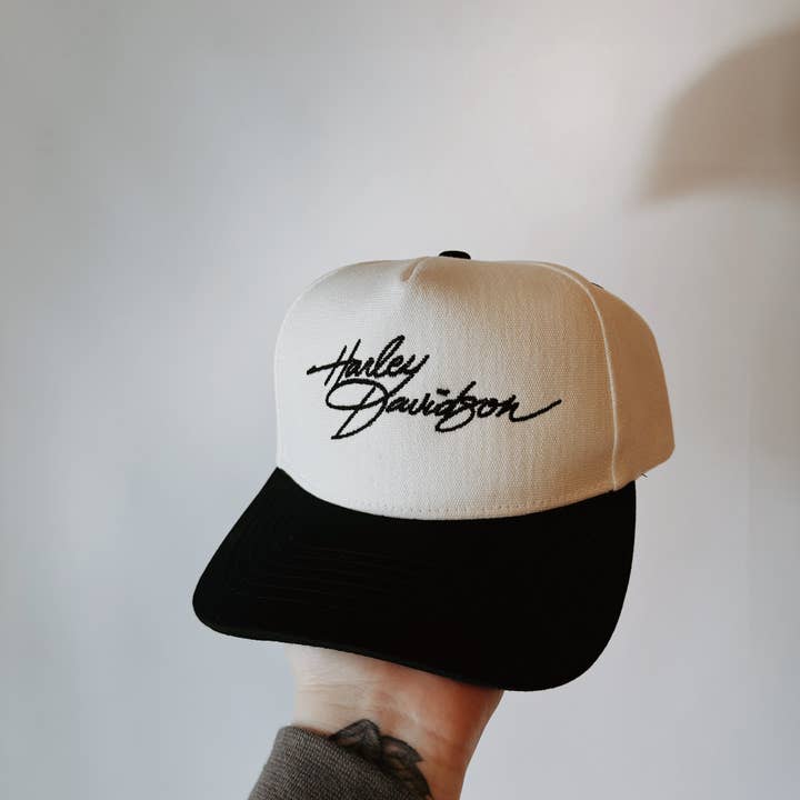 Grady Ln Boutique - Wholesale Trucker Hat - Women's - Harley Davidson Script Hat