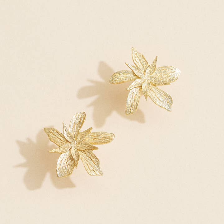 Gold Lily Flower Stud Earrings – Textured Floral Jewelry for wholesale on Faire