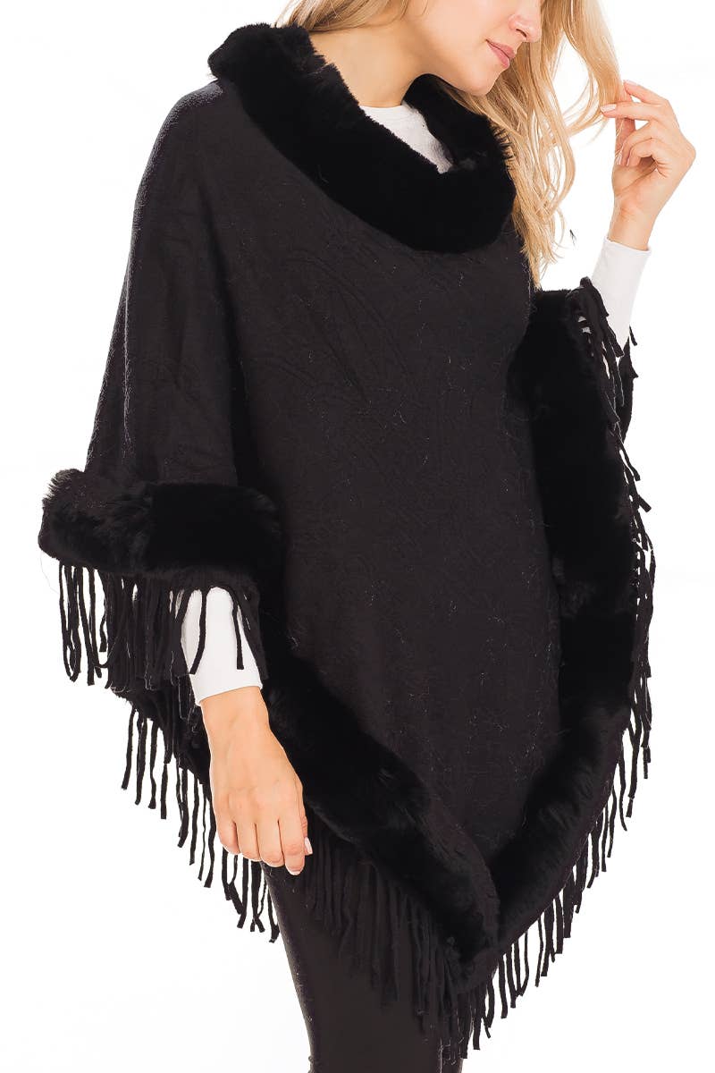 Cap Zone – Großhandel Poncho – Damen – Poncho mit Paisley geprägtem Kunstpelzfutter und Rollkragen6