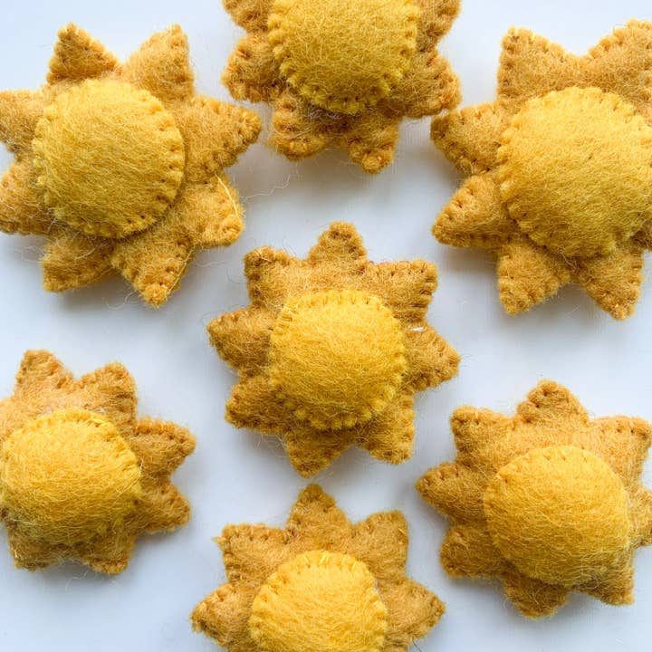 Sewing Seeds Play - Wholesale Decorative Tabletop Object - One Felt Sun1