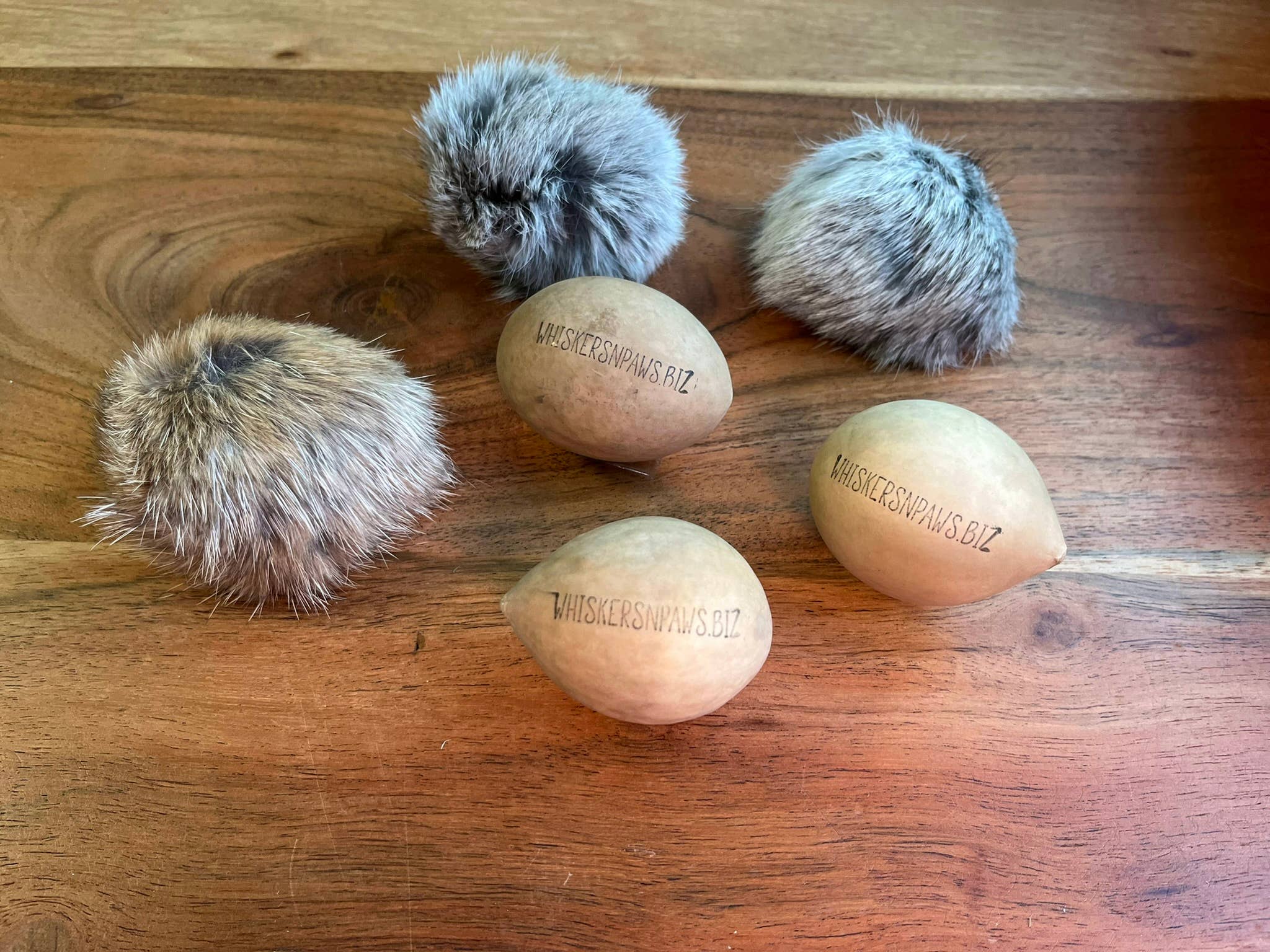 Whiskers 'n Paws Unique Pet Gifts, LLC - Wholesale Pet Toy - Cat - Carton of Rabbit Fur Balls/Egg Shaped Gourds (RFBESG-079)2