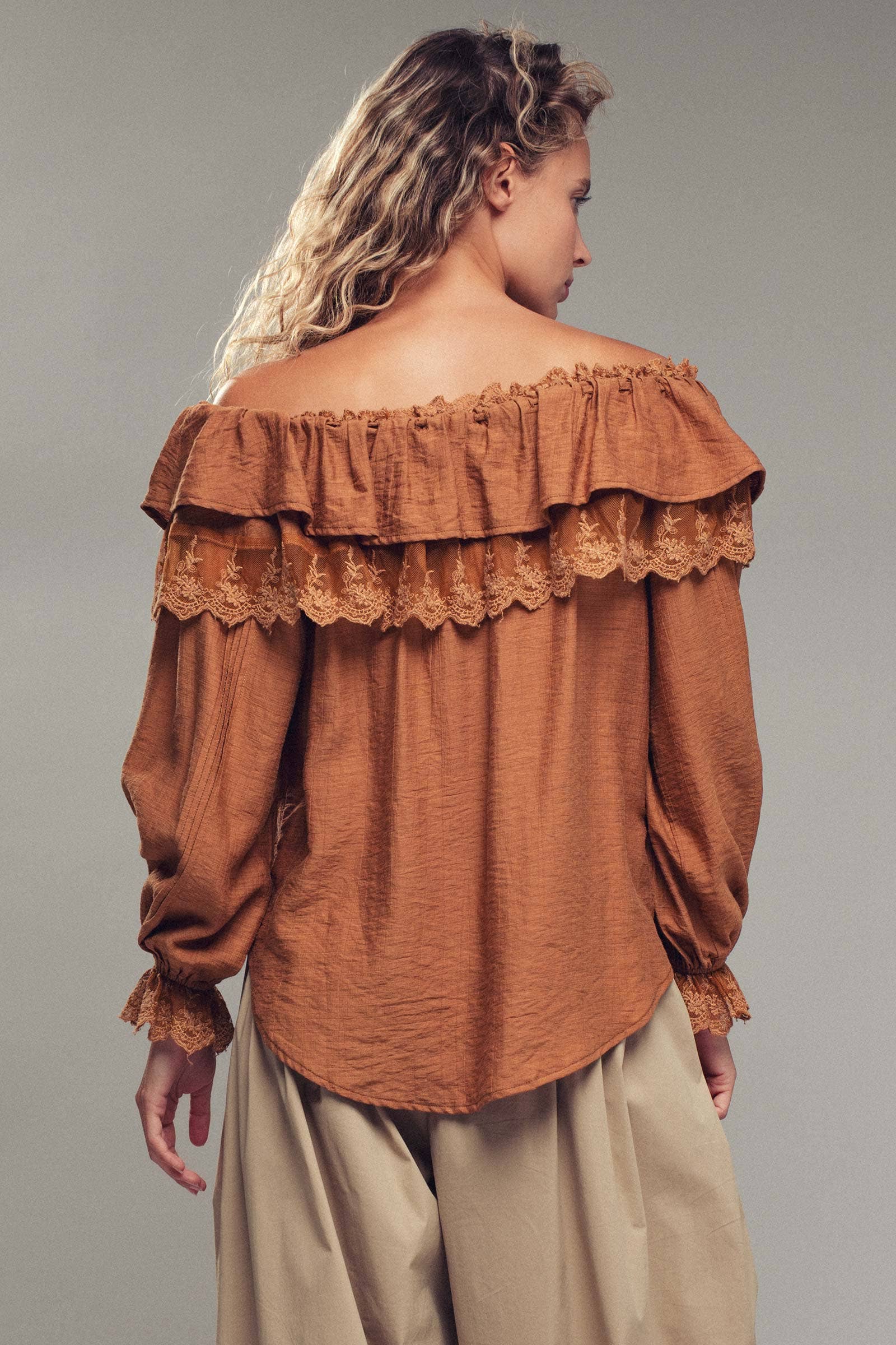 Urban Daizy - Wholesale Blouse - Women's - Lace Trim Ruffle Tie Neck Spring Blouse Top7